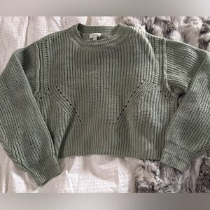True Craft Green Women's Cropped Sweater- size small